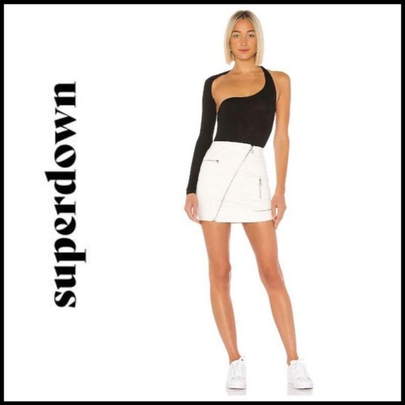 Superdown Dresses & Skirts - NWT SUPERDOWN Tayshia Vegan Moto Mini Skirt, Small